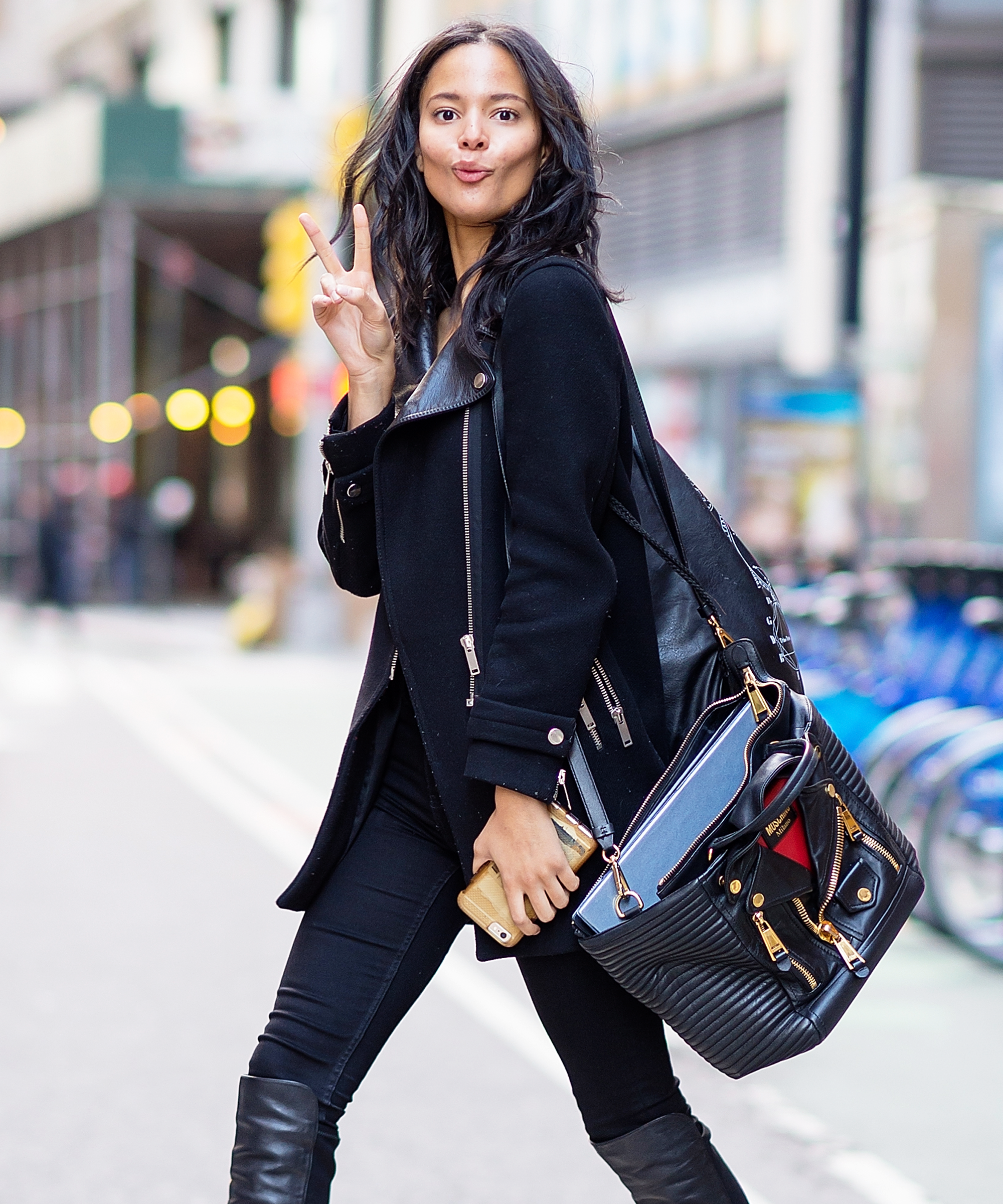 http://www.refinery29.com/victorias-secret-angel-model-off-duty-street-style?crlt.pid=camp.tzkB16swoCcj#slide