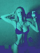 The Human Barbie Posts A #NoMakeupSelfie &mdash; Irony Alert