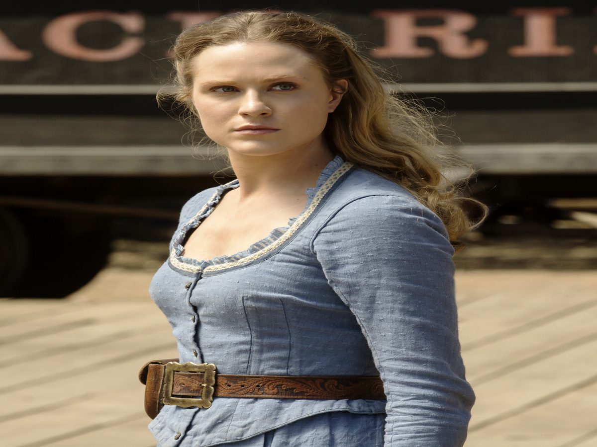 A Prop Spoiled The Plot Twist In Westworld For Evan Rachel Wood