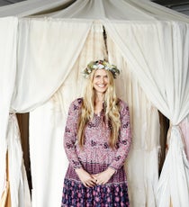 OPENER_MollyGuy03_006