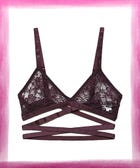 The New Way To Show Off Your Bra In Public