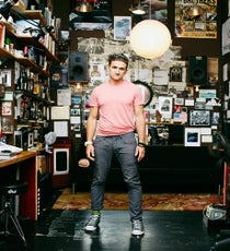 OPENER_CaseyNeistat01_061