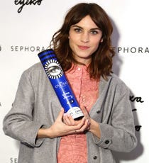 alexa-chung-eyeliner-tips-opener