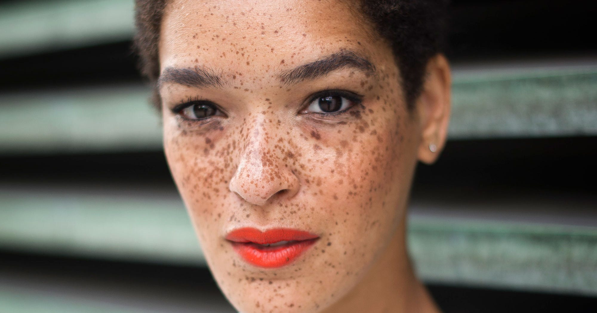 nikia-phoenix-instagram-loving-your-freckles