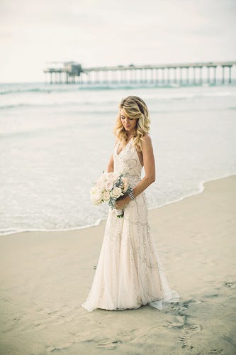 An Art Deco Wedding To Make You Dream Of The '20s