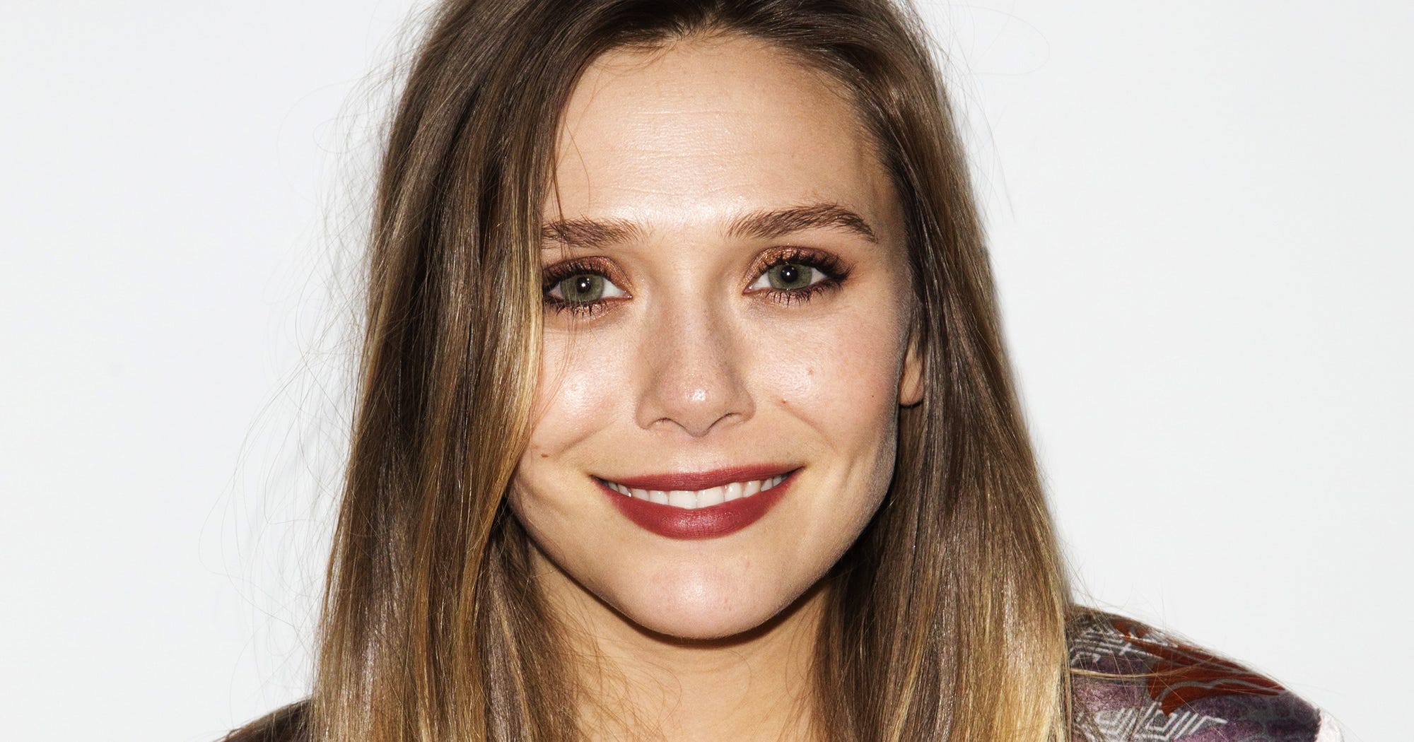 Elizabeth Olsen Dating New Boyfriend Robbie