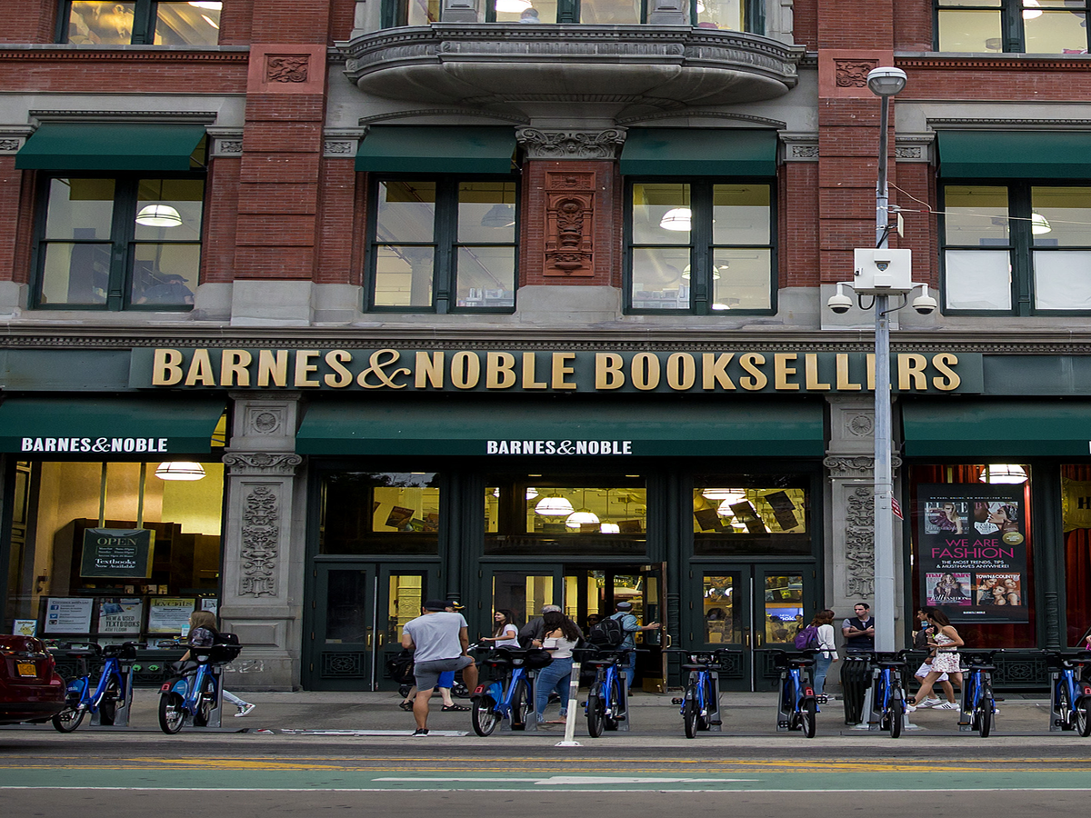 Barnes & Noble Kitchen Serves HighEnd Food At A HighEnd Price 1...