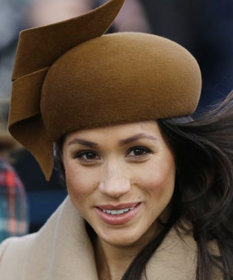 Meghan Markle Wants to Break Royal Tradition and Have Her Mom Walk Her Down the Aisle images photo Meghan Markle Wants to Break Royal Tradition and Have Her Mom Walk Her Down the Aisle