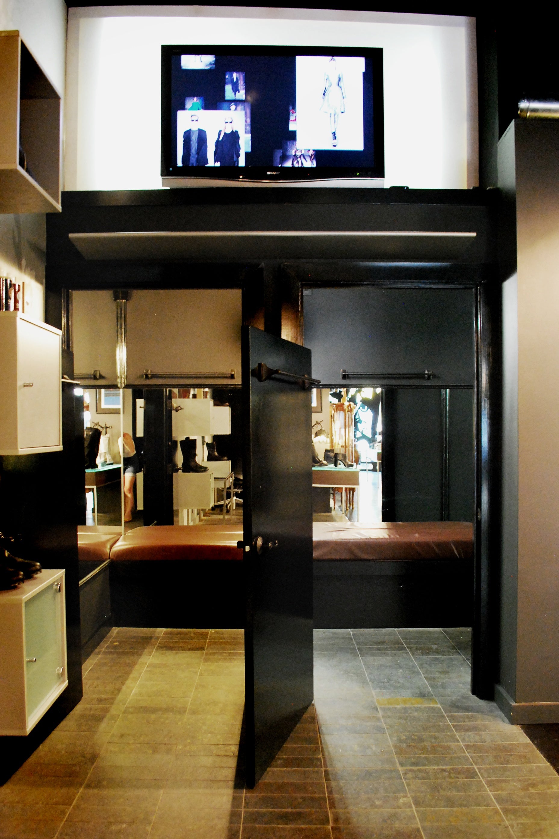 The Coolest Dressing Rooms In Chicago