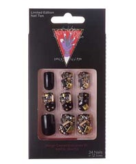 lady-gaga-nails-holiday-main