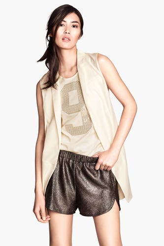 11 NEW Ways To Wear Shorts