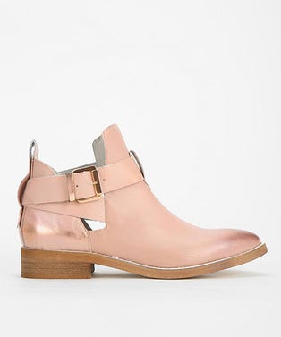 OPENERMiista-250-Urban-Outfitters