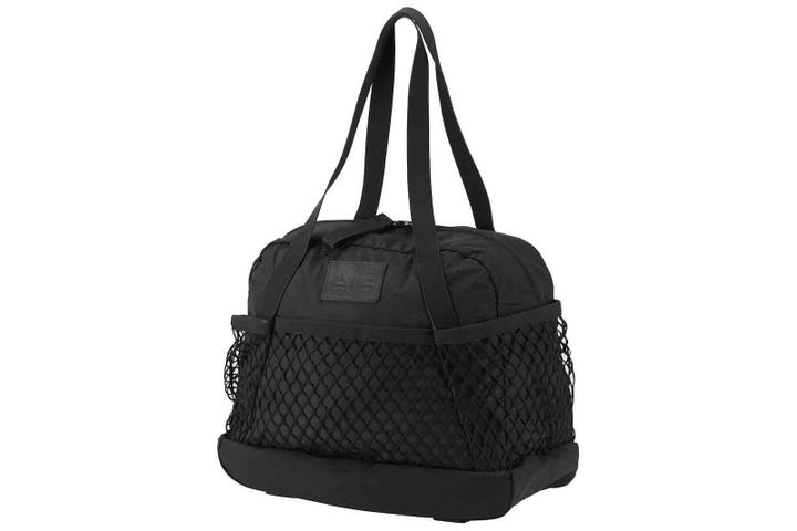 Best Gym Bags For Women Fitness Totes Sports Duffles This Shoulder Bag S Large Mesh Outer Pocket Was Made For Items You Remember At The Last Minute Not That D Ever Forget Your Water Bottle Home