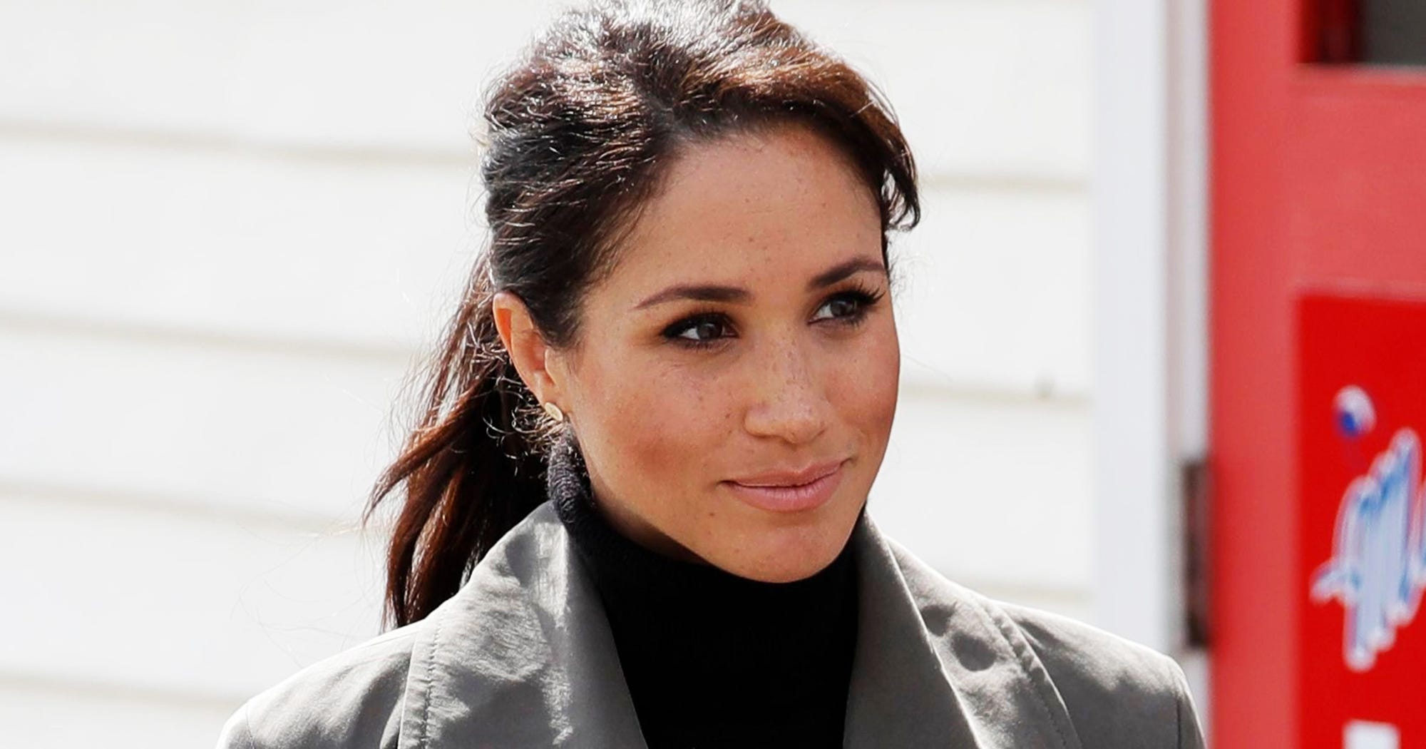 Here's What Really Went Down After Meghan Markle’s Dad Allegedly Staged Those Pap Pics