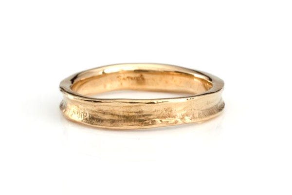 The Right Wedding Band For Your Man Satomi Kawakita Men S Wedding Band 780 Available At