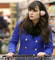 zooey-deschanel-earmuffs-280