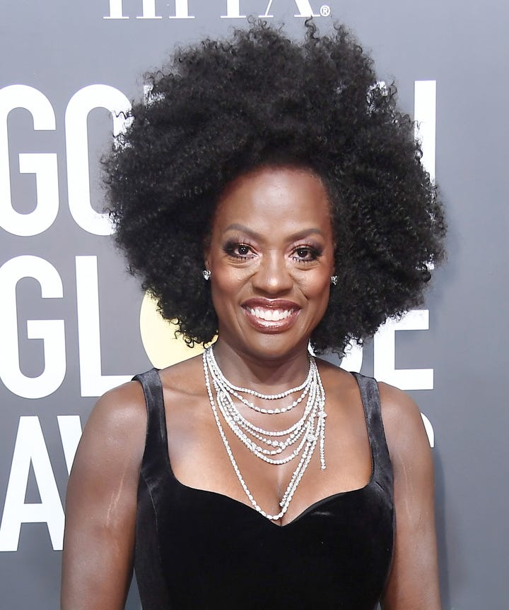 viola davis rocks natural hair fro at the golden globes