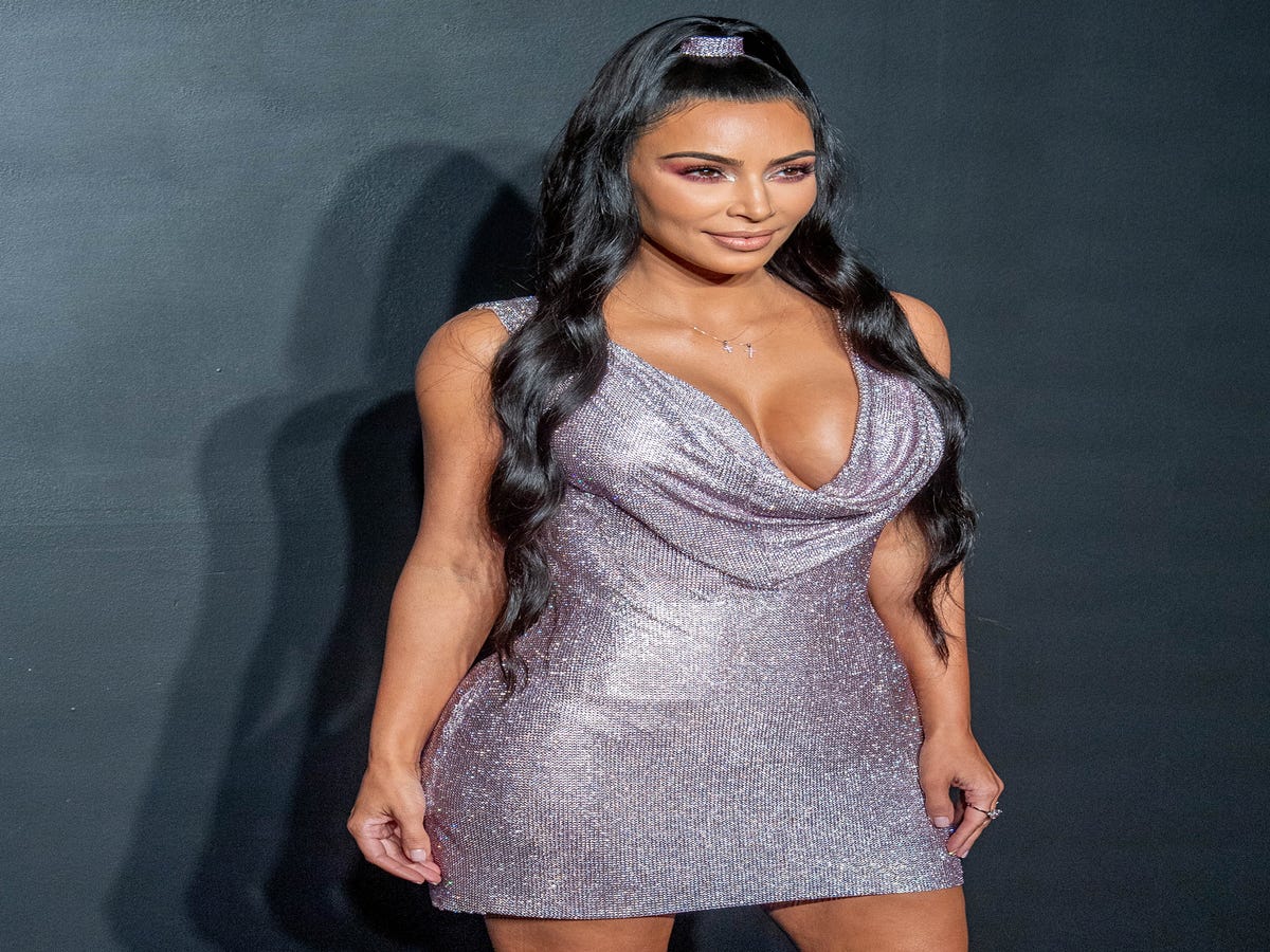 Kim Kardashian Can't Break This Bad Beauty Habit