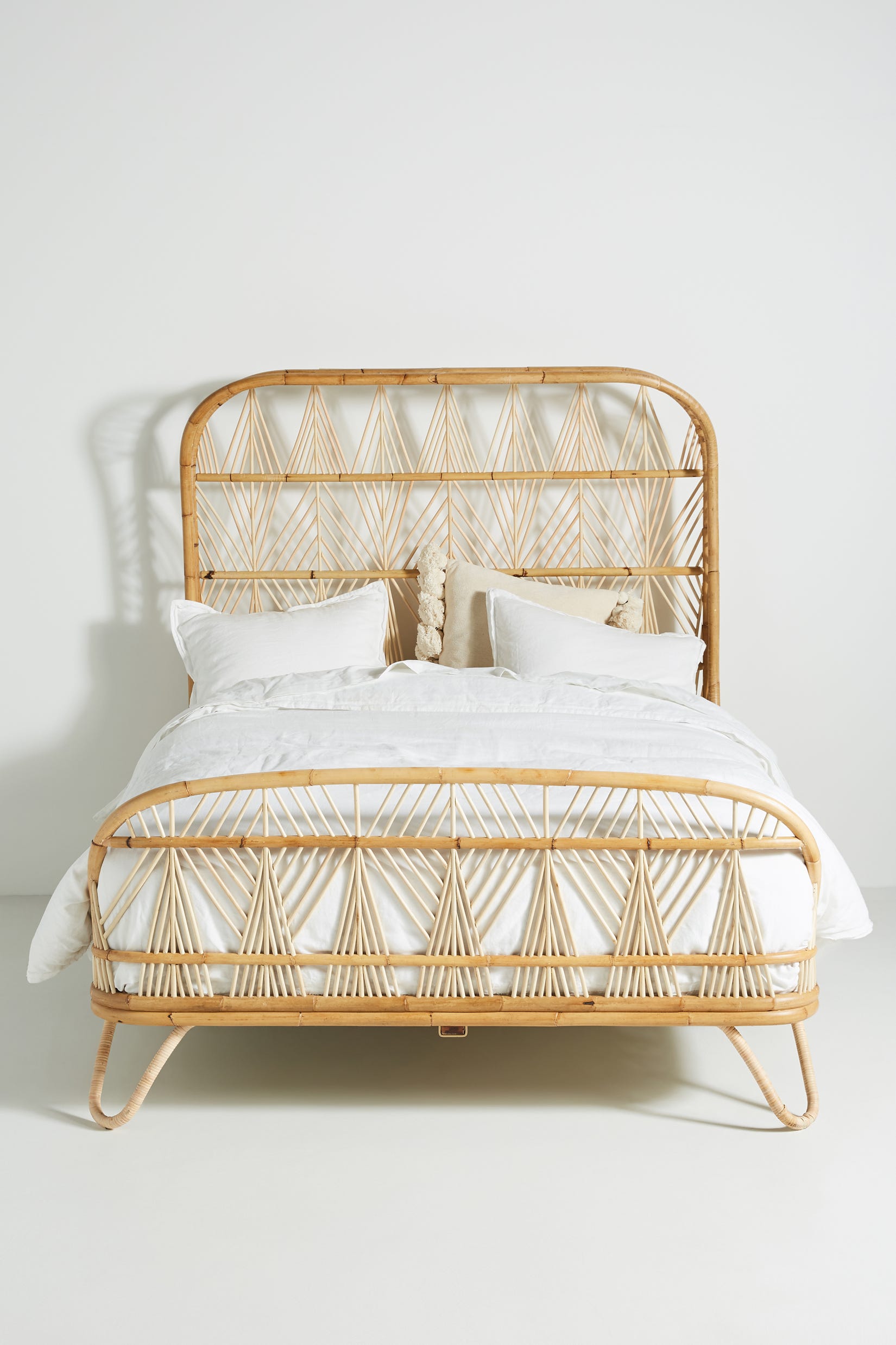 S Refinery29 Com En Us Robert Berchtol Now Abducted In Anthropologies New Spring Home 2118178 Jpg