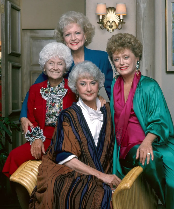 Group TV Show Costumes For Friends \u0026 Couples 2018