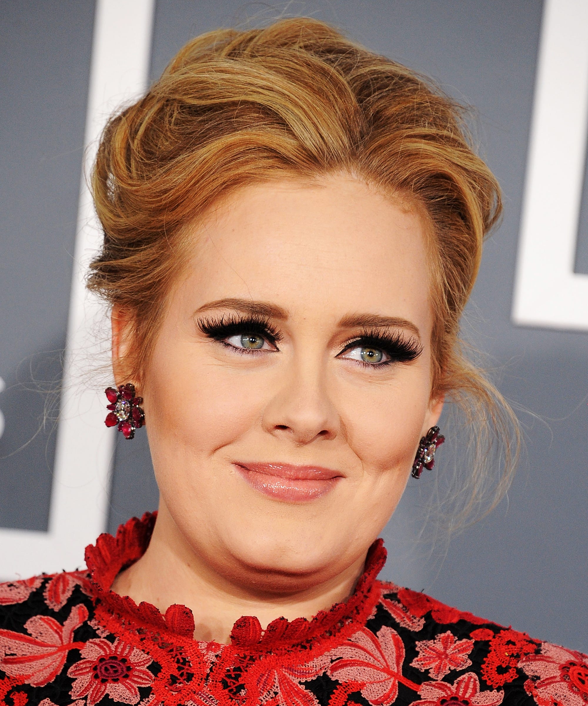 Adele Makeup Artist Looks Cat Eye Beauty Transformation