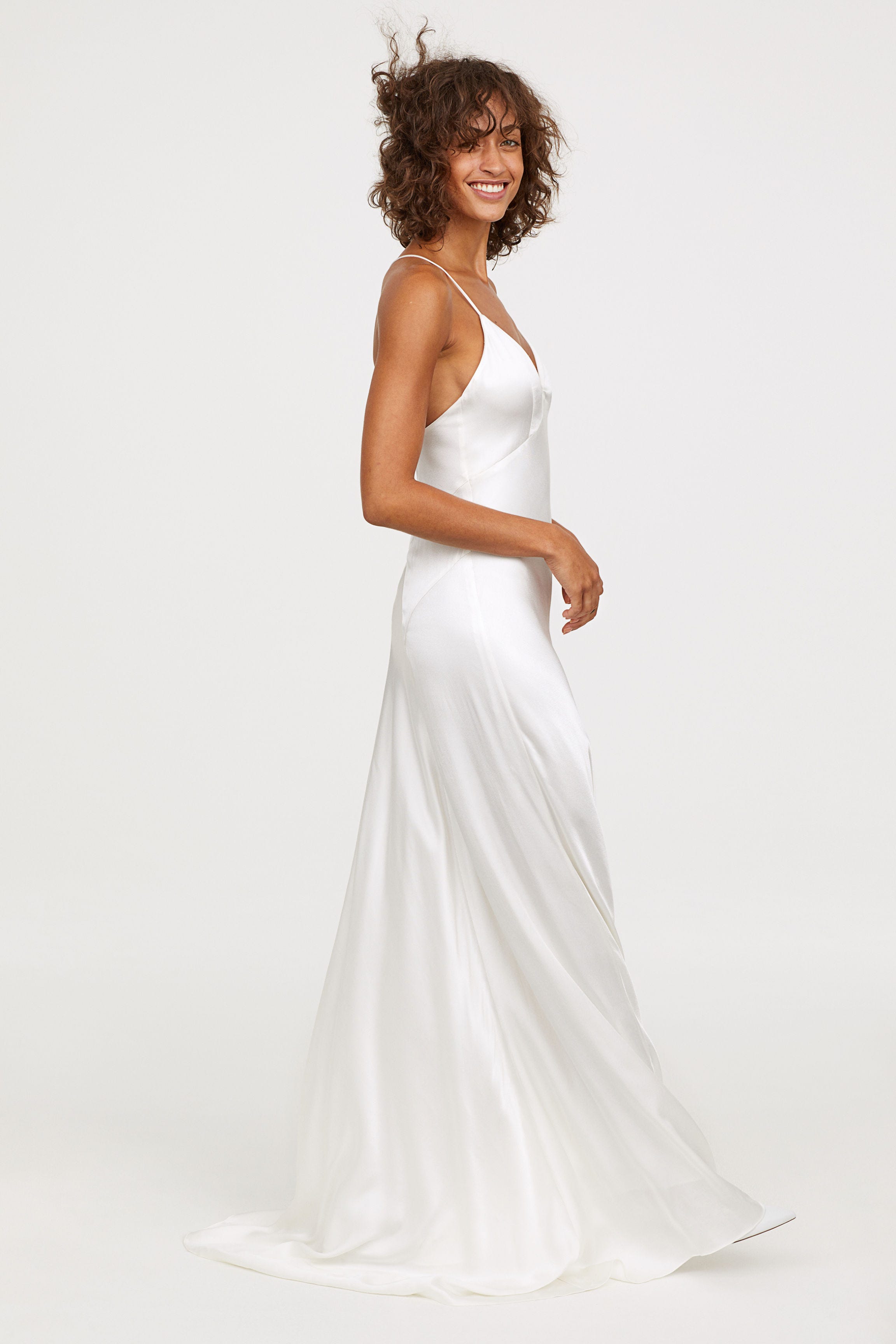 Kate Middleton Hm Dress Is Up For Grabs Now H M Long Satin Dress