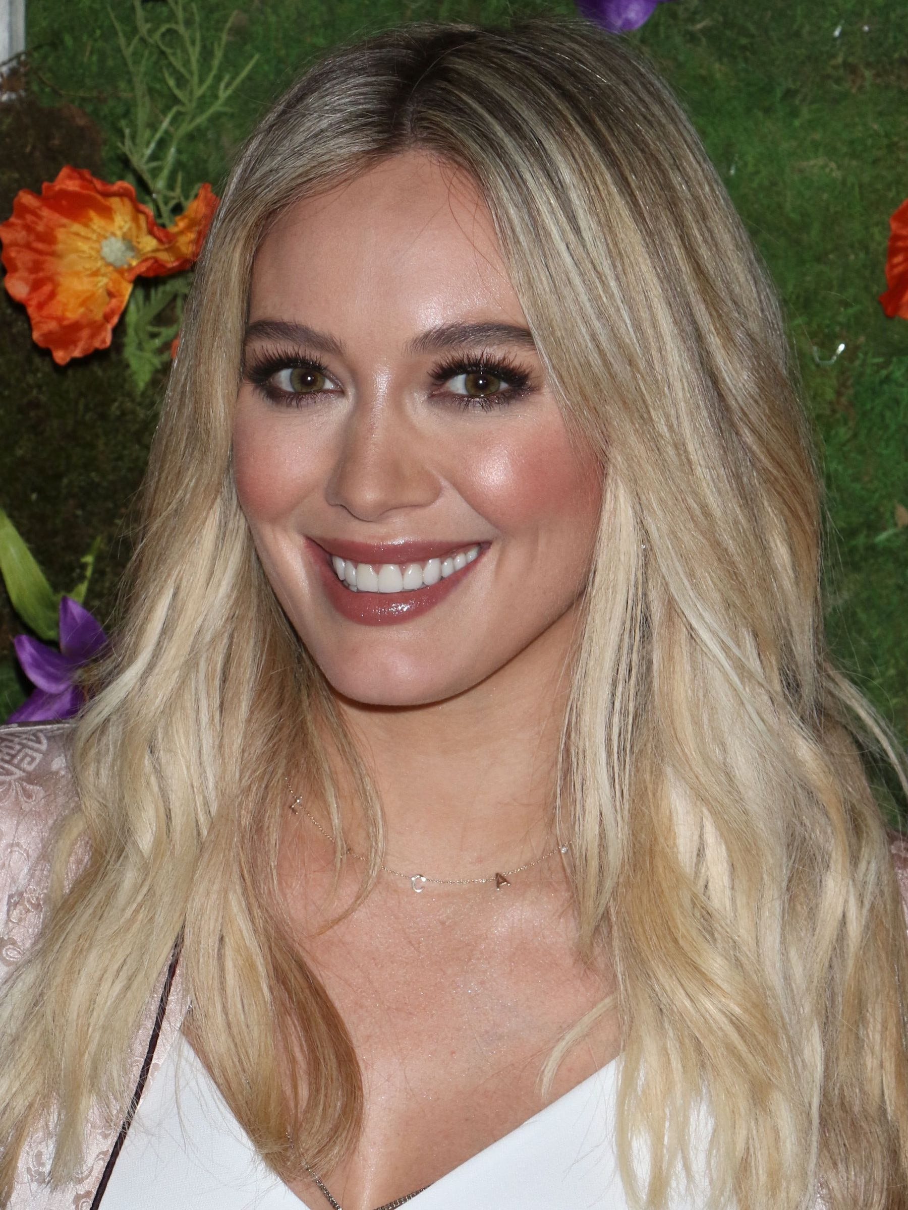 Kim Kardashian Indian Food Disgusting - Kim Kardashian Phenomenal Star