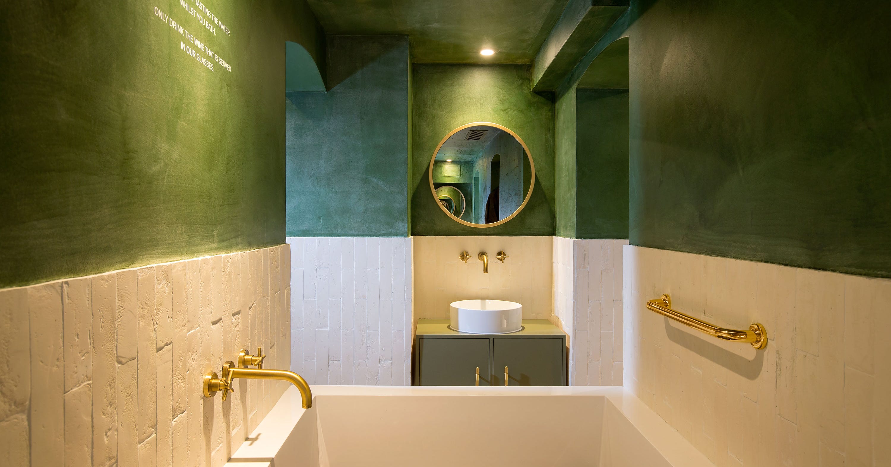 Wine Bath Therapy Trend And Benefits Of Vinotherapy