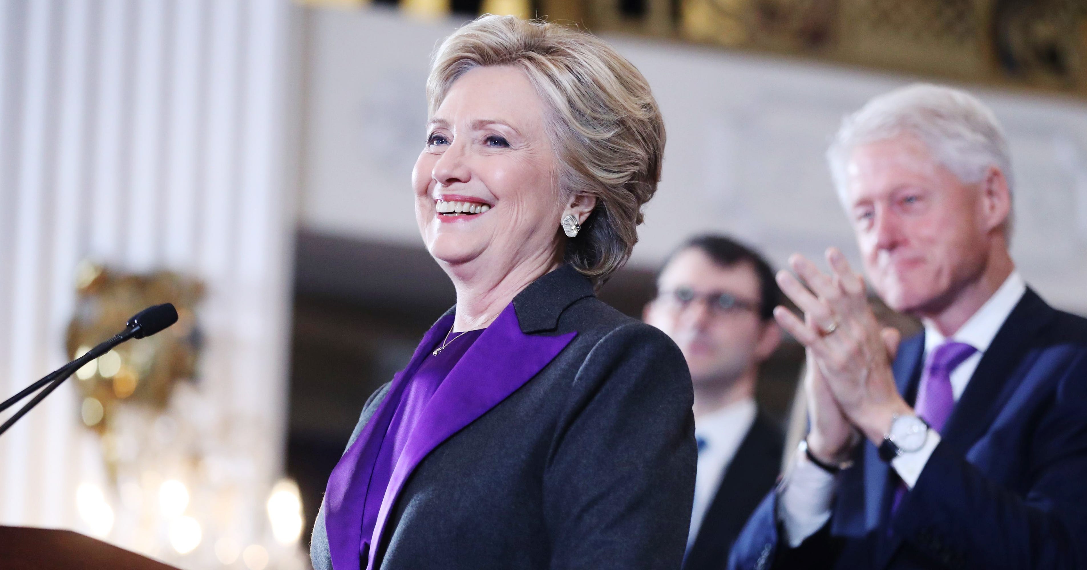 Hillary Clinton Exploring The Controversies That Defined Her Career Beyond Her Age - fslm0yc