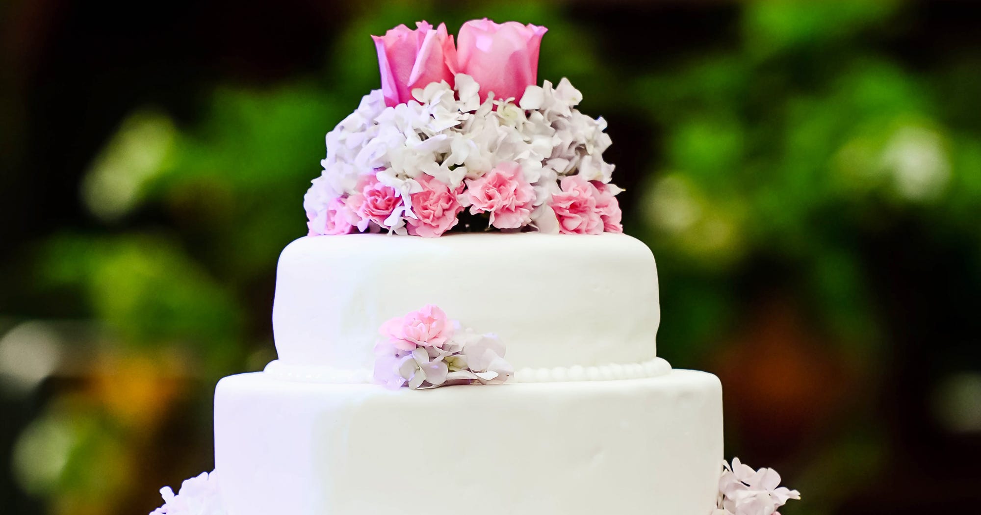 Doughnut Wall Wedding Trend