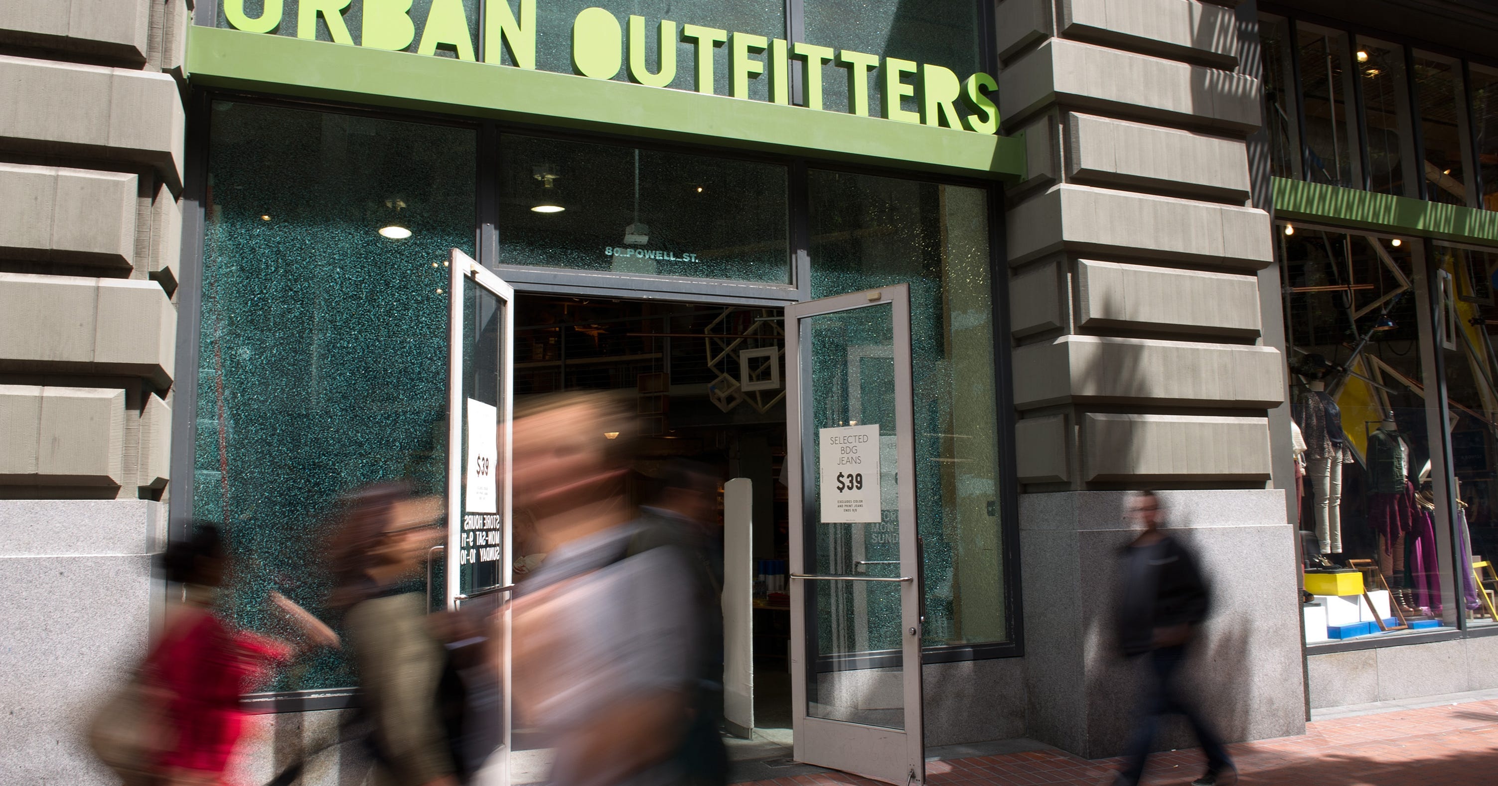 Trans Customer Urban Outfitters Dressing Room