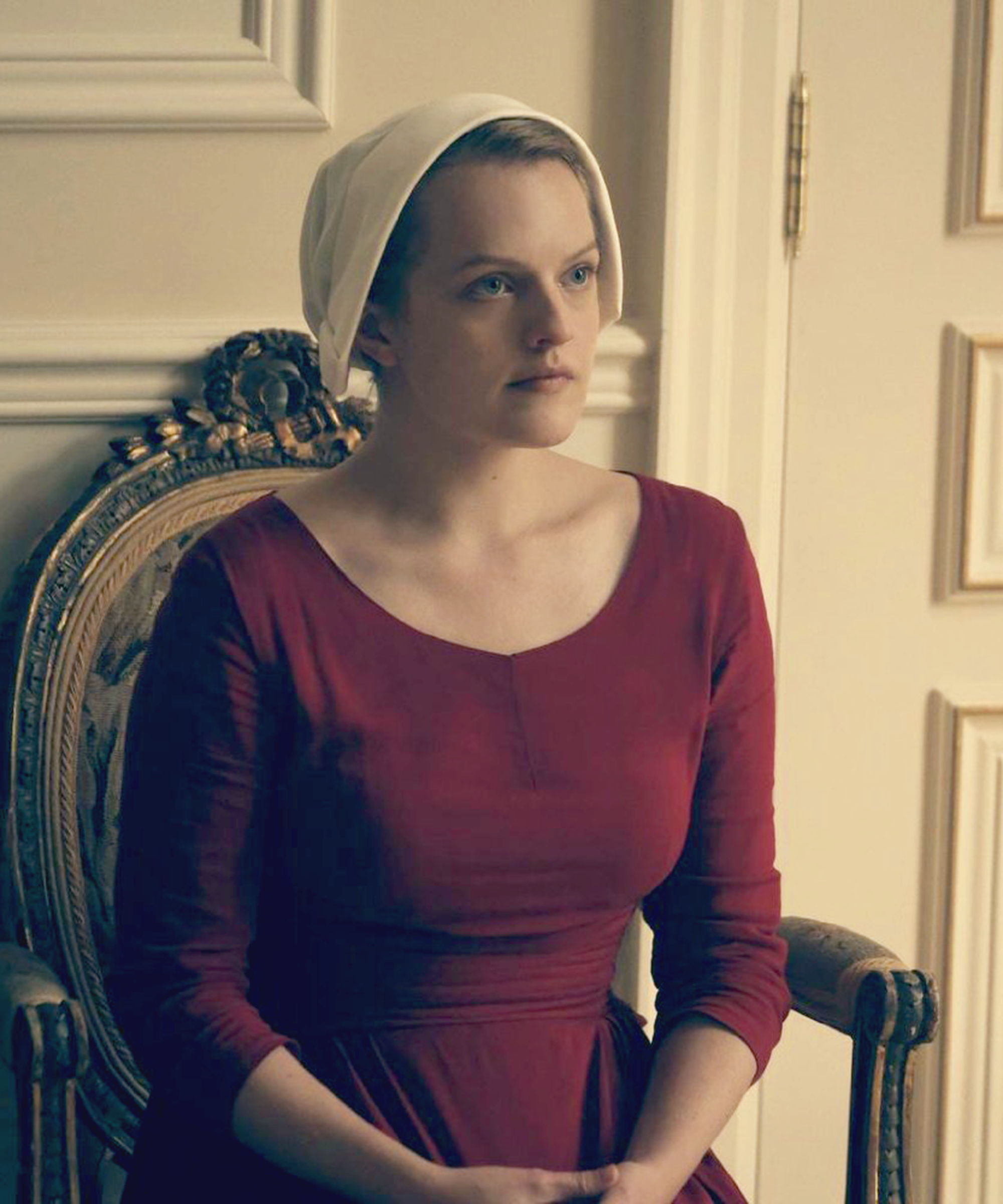 The Handmaids Tale Hulu Review Thoughts Watching Offred