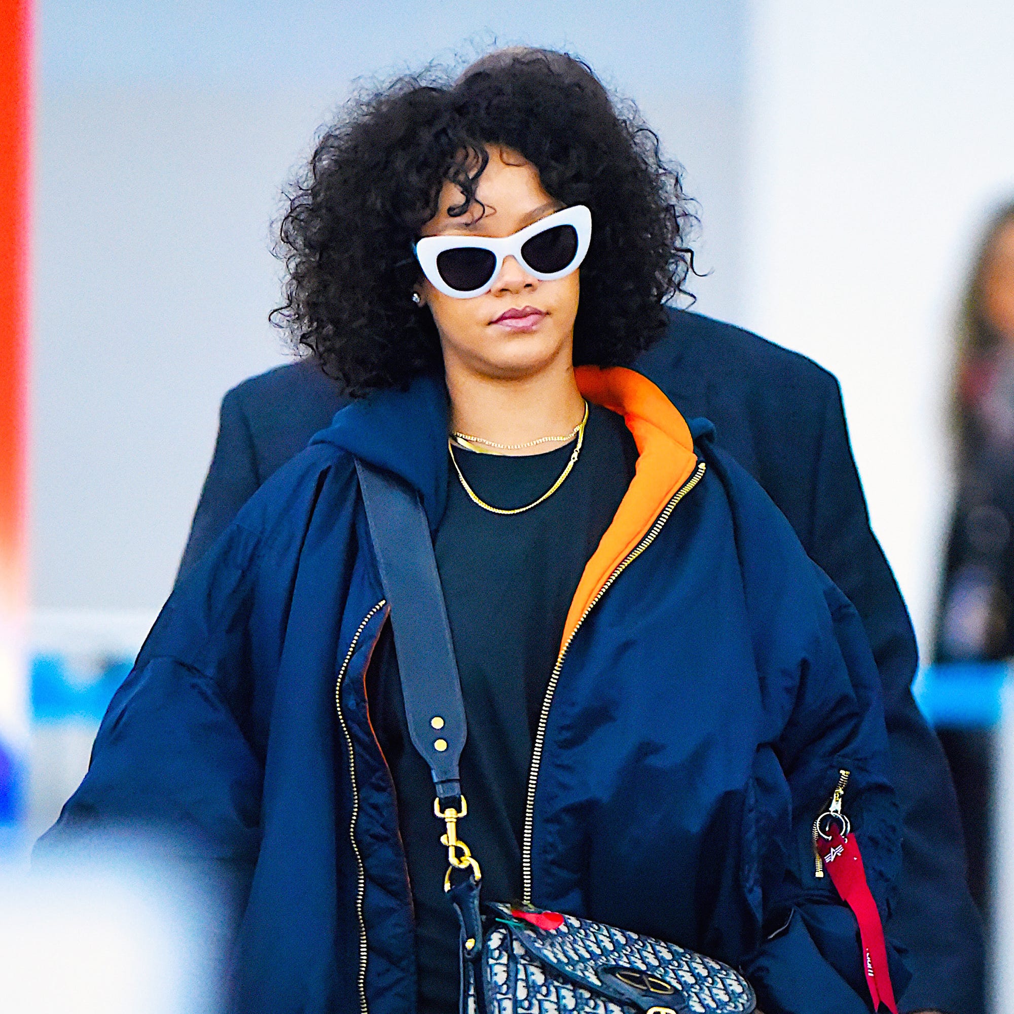 How Rihanna Gets Her Natural Hair To Look So Healthy