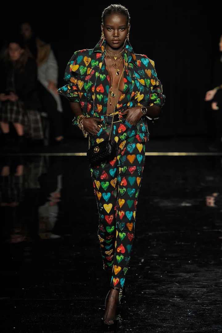 Versace Pre-Fall Show In New York Was An 80s Revival