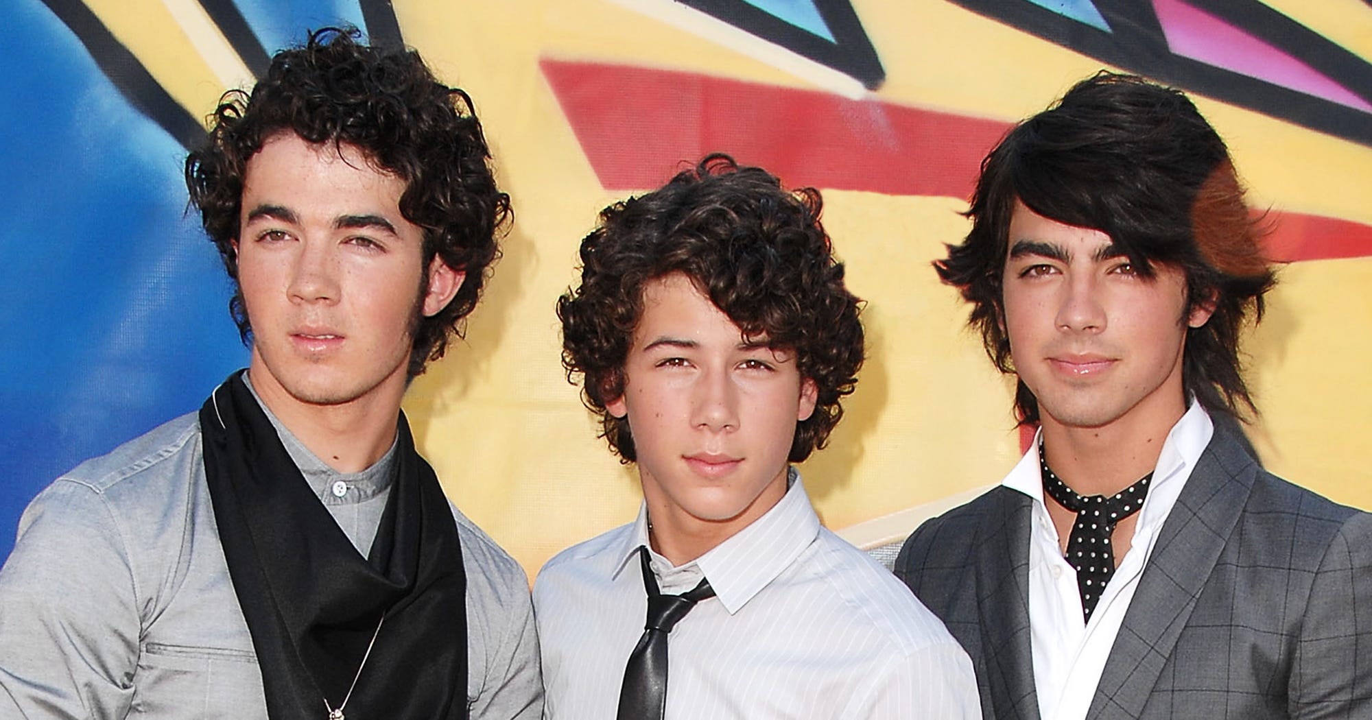 jonas brothers reunite announce new single sucker jonas brothers reunite announce new single sucker