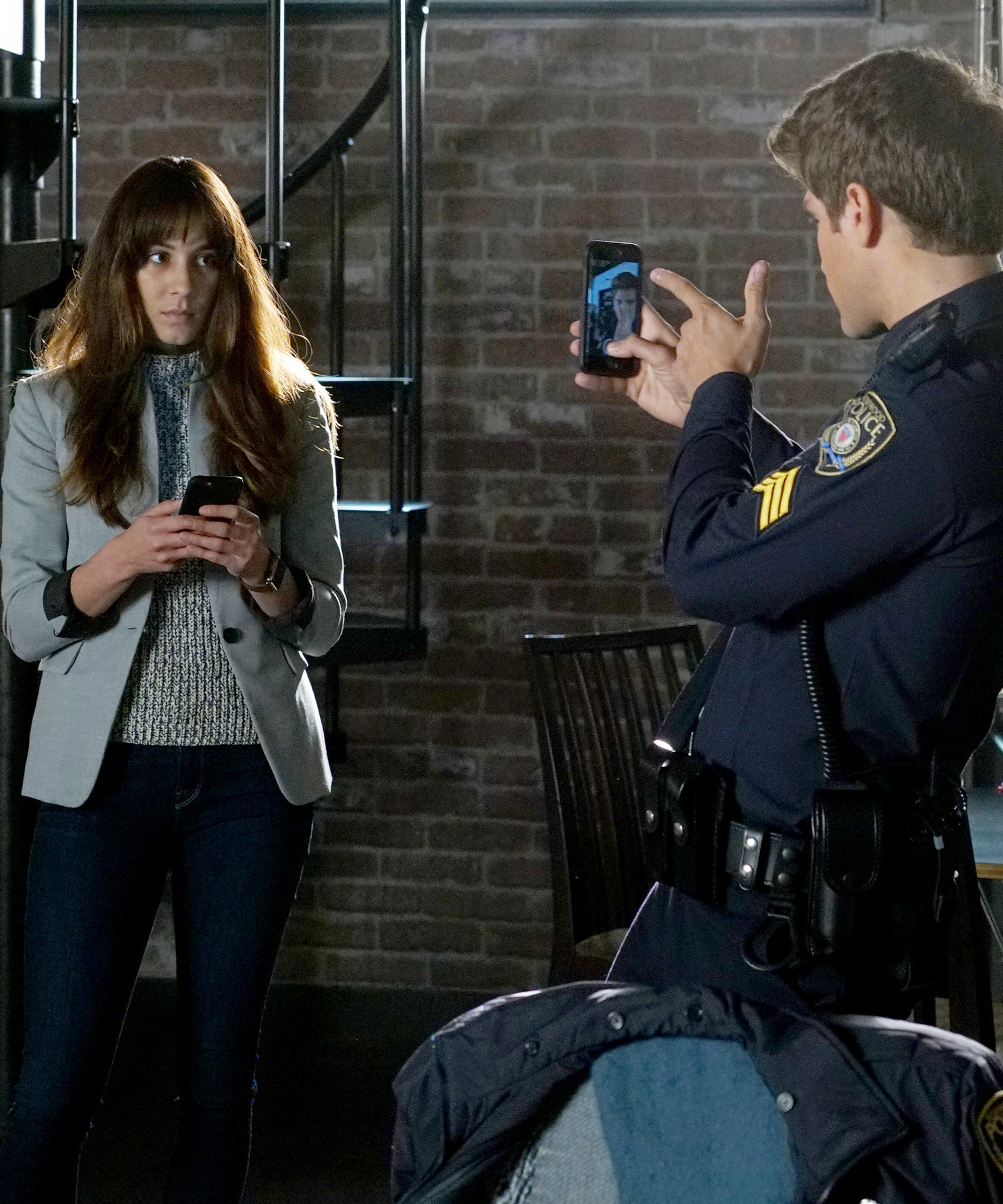 Pretty Little Liars Spoilers Season 7 Hold Your Piece, image size:2000x2401