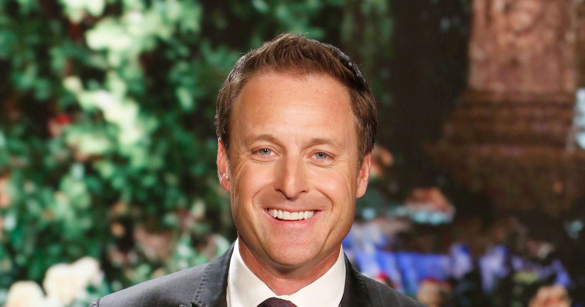 Chris Harrison Bachelor In Paradise Photo Filming