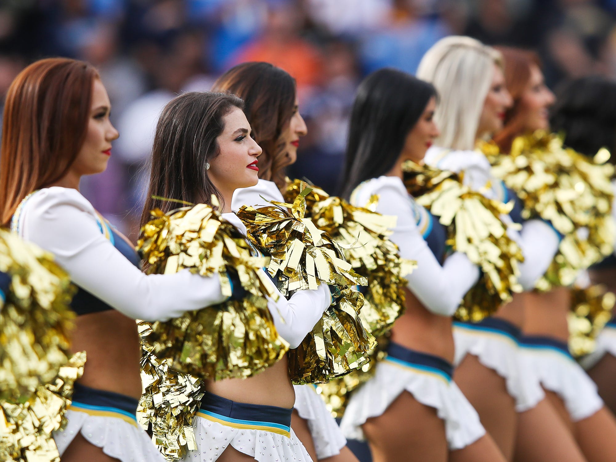 how-much-nfl-cheerleaders-make-2019-super-bowl-salary