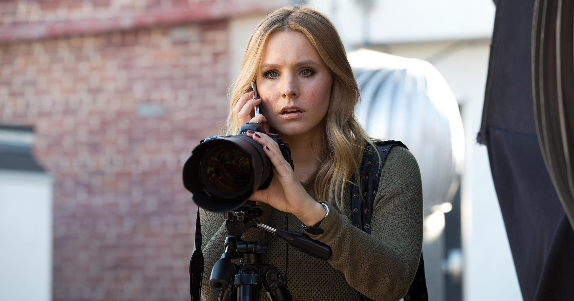 Kristen Bell Confirms Veronica Mars Reboot(01)