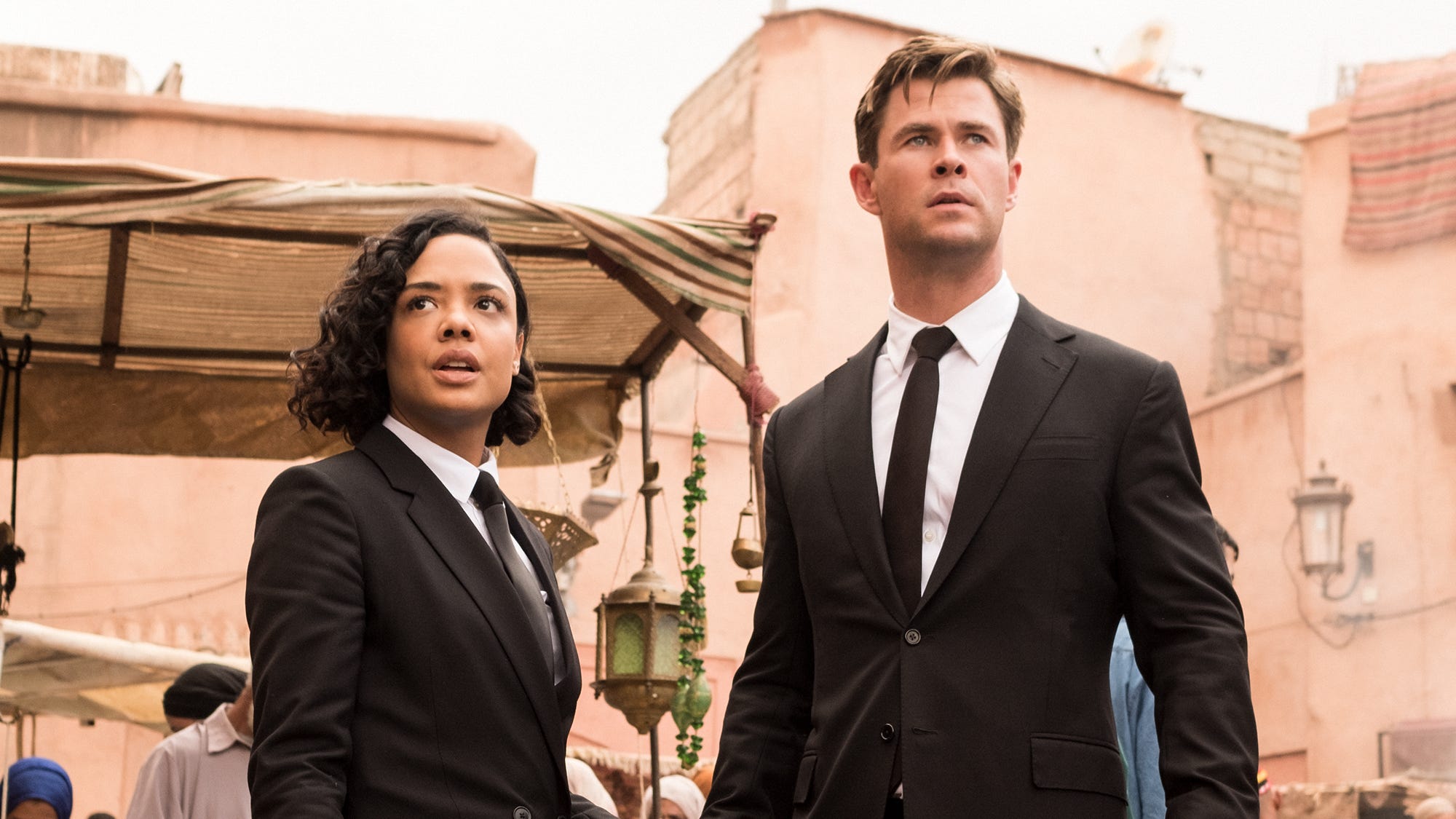 All The Celebrity Aliens Debuted In Mib International