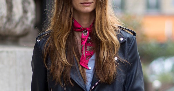 Spring Scarf Outfits- How To Tie A Scarf