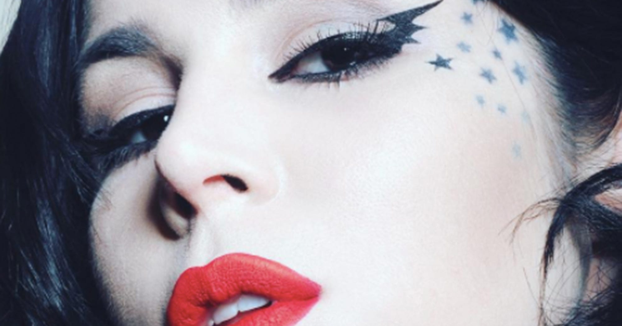 BatWing Eyeliner Makeup Tutorial Kat Von D