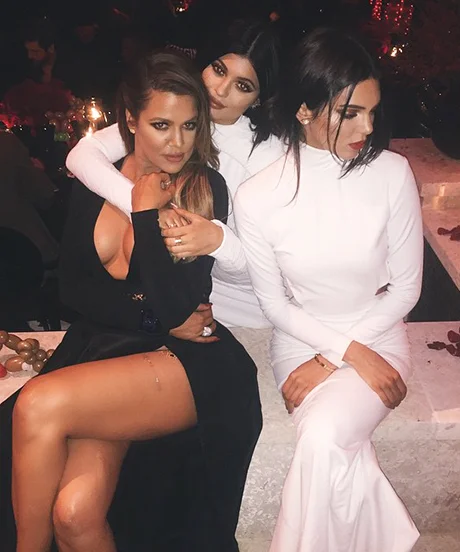 Kendall Kylie Jenner - Kardashian Christmas Party