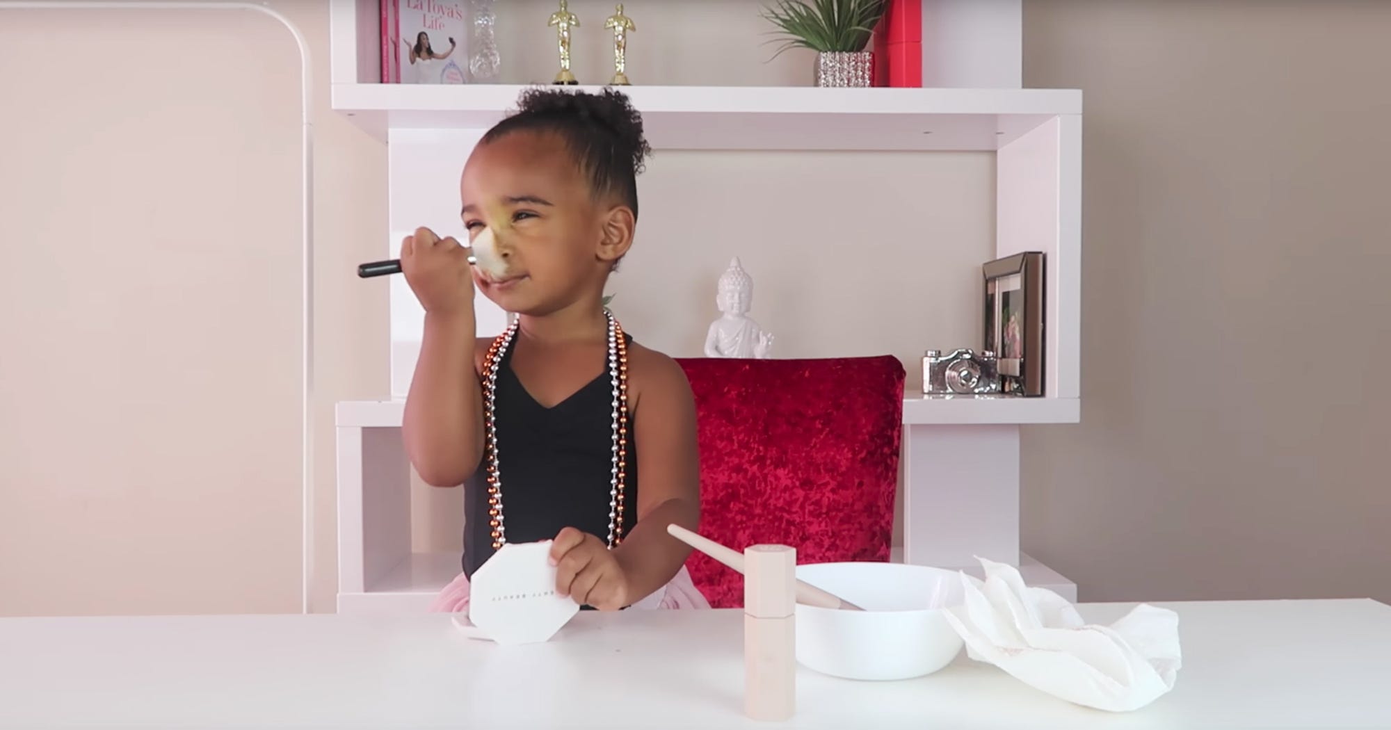 fenty-beauty-rihanna-cute-toddler-viral-makeup-video
