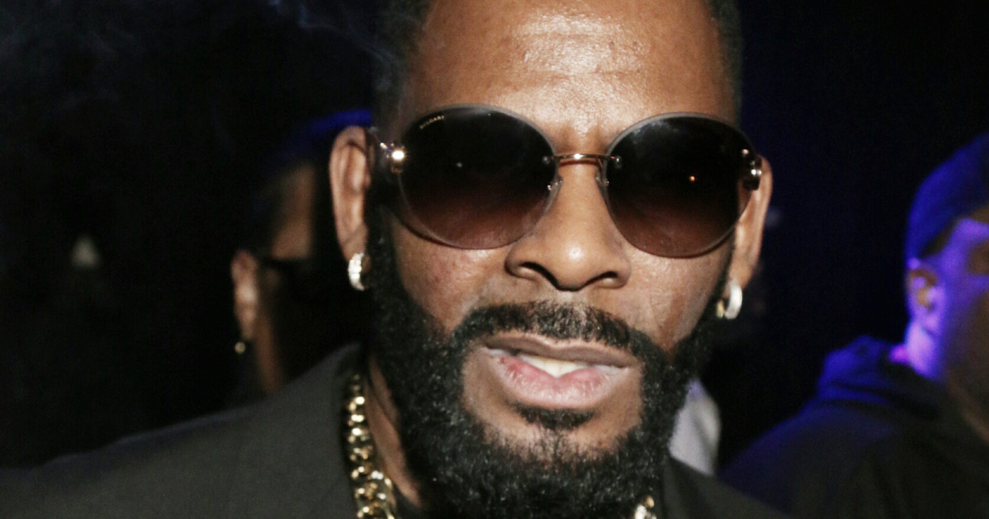 R Kelly Threatens To Expose Abuse Accusers On site