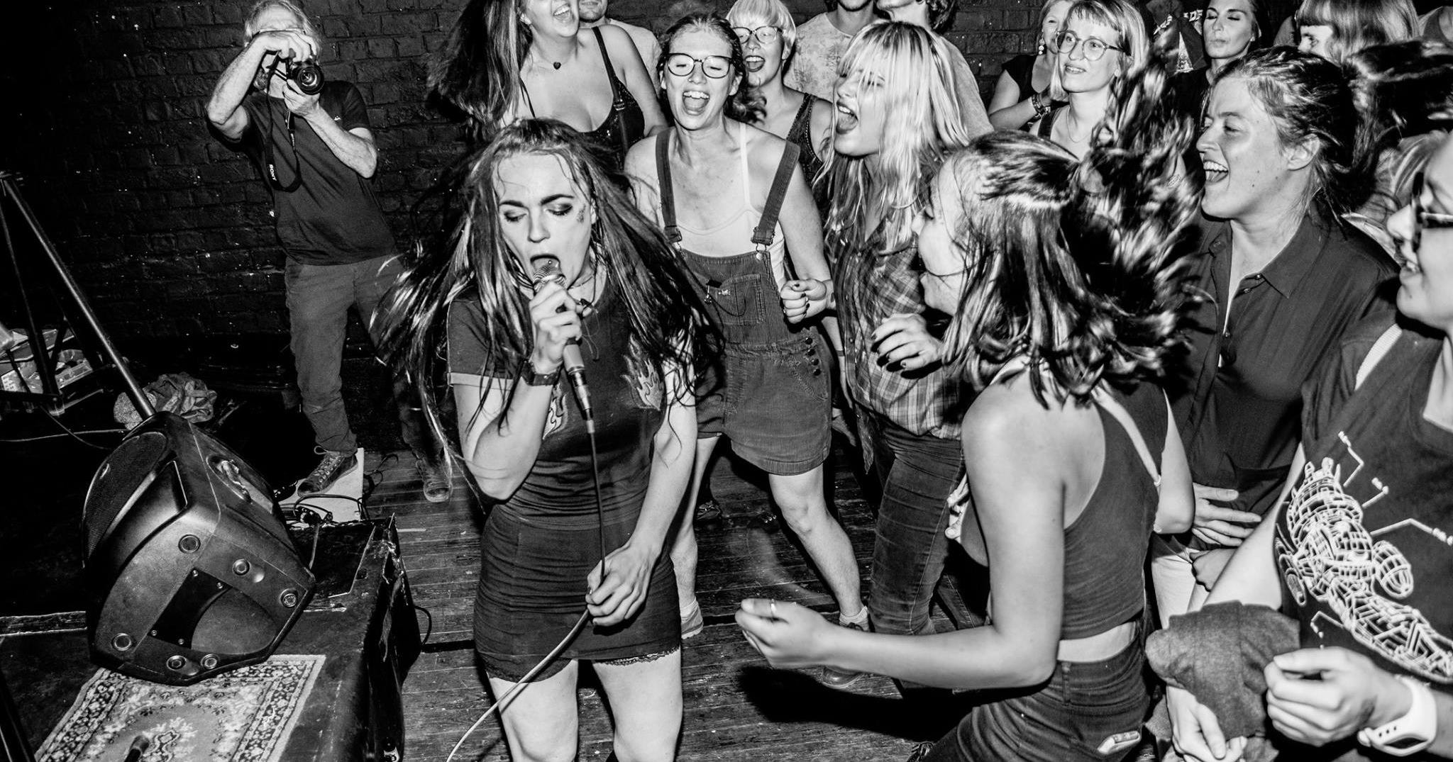 Girls To The Front Gigs Dream Nails Band Janey