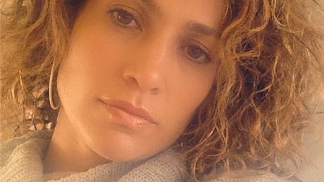 Jennifer Lopez Natural Hair Selfie