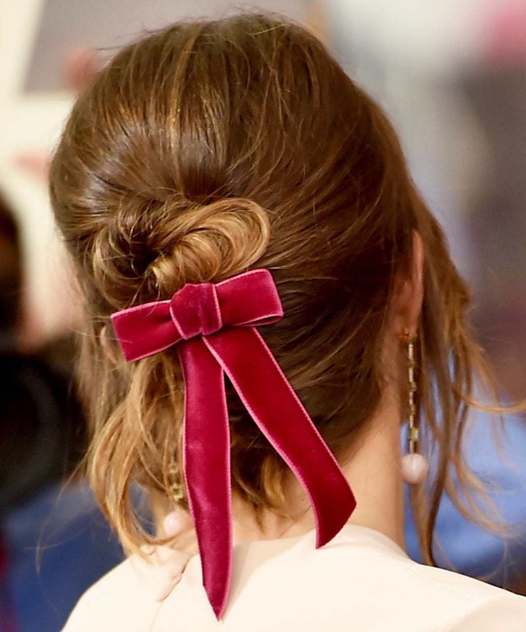 Celebrities Love This Throwback Hair Bow Ribbon Trend