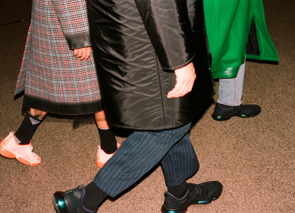 prada cloudbust outfit