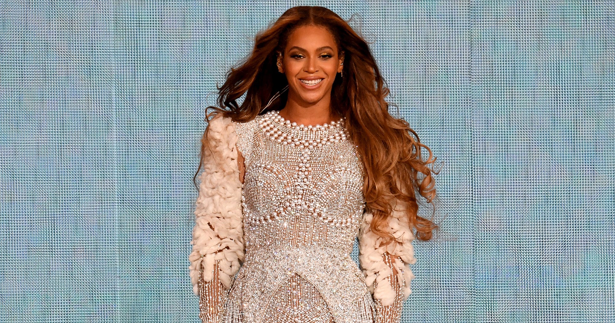 Beyoncé Finger Wave Braids Rocked Lion King Red Carpet